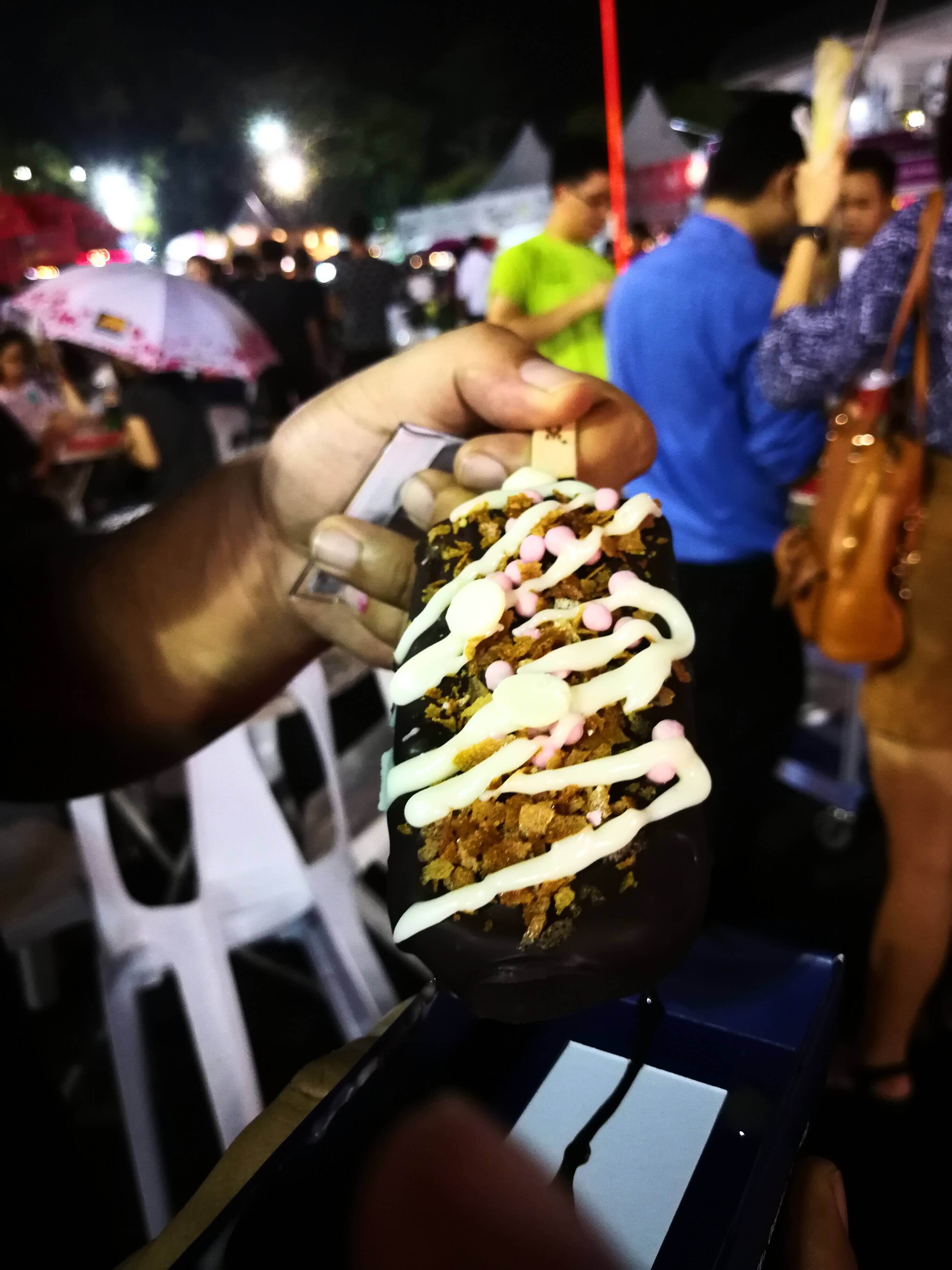 4 Aiskrim Menarik Yang Anda Perlu Cuba Di Kuching Food Festival 2018